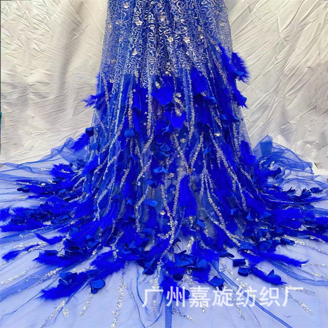 Europa y América manuales cuentas de plumas bordadas flores tridimensionales vestido de boda vestido de noche tela bordada esquinilla vestido de desfile tela