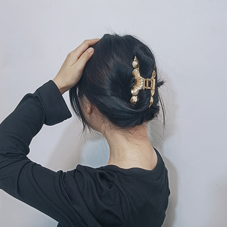 50g Weight Hair Claws Hair Accessories Type 1 Piece Quantity Daily, Street Occasion Zinc alloy Material Conch, Shell Pattern All Seasons Season Women's Gender IG Style Style IG Style Women's Conch Shell Zinc Alloy Hair Claws 13