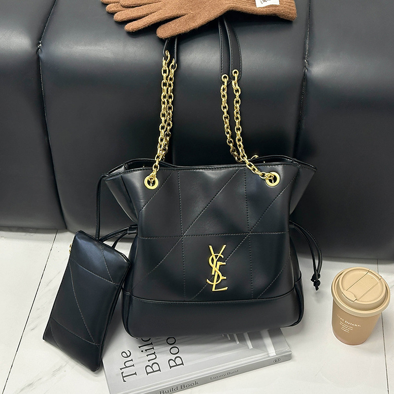High-End Luxury Cross-Border Large-Capacity Women's Embroidered Shoulder Bag, Underarm Tote Bag, Hand-Carry Commuter Trash Bag