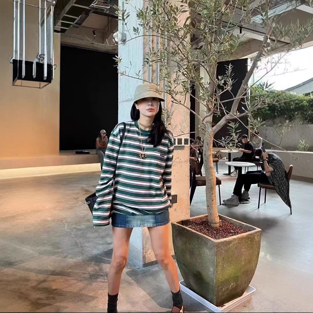 Miao Family 24SS 새로운 올 매치 캐주얼 루즈 컬러 스트라이프 긴팔 티셔츠 남녀 커플 탑