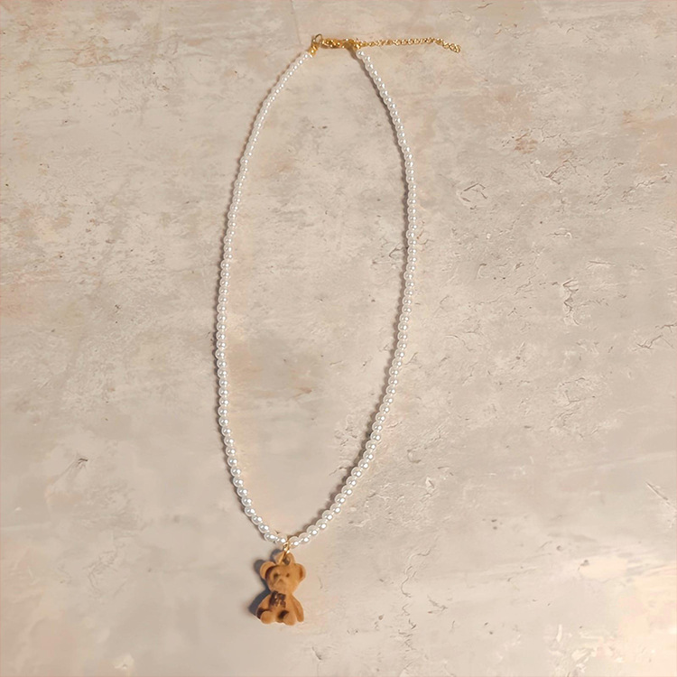 [Dark Coffee] Velvet Bear Necklace [About 4mm Artificial Pearl + Alloy Pendant] Approximately 44+5cm