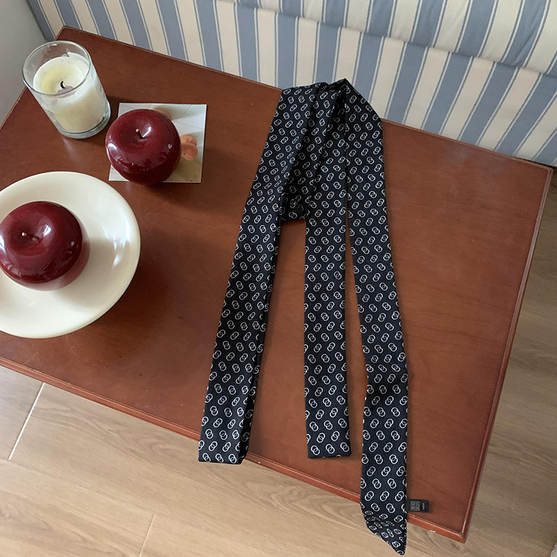 Pañuelo de seda, tira larga, sensación de alta calidad, todo fósforo, pequeños accesorios, primavera y verano, nuevos productos, pañuelo retro con lunares, cinturón decorativo para el cabello
