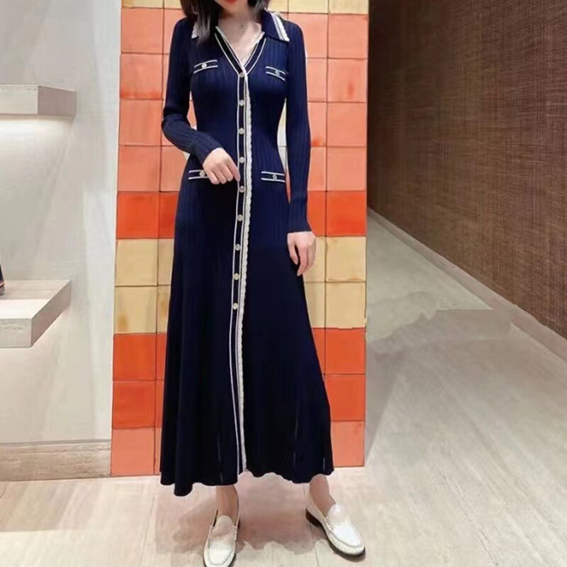 S family 2022 early spring new single-breasted ladies slim long whisker V-neck A- line skirt ultra-long dress