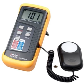 电流测量仪表;红外测温仪;照度计