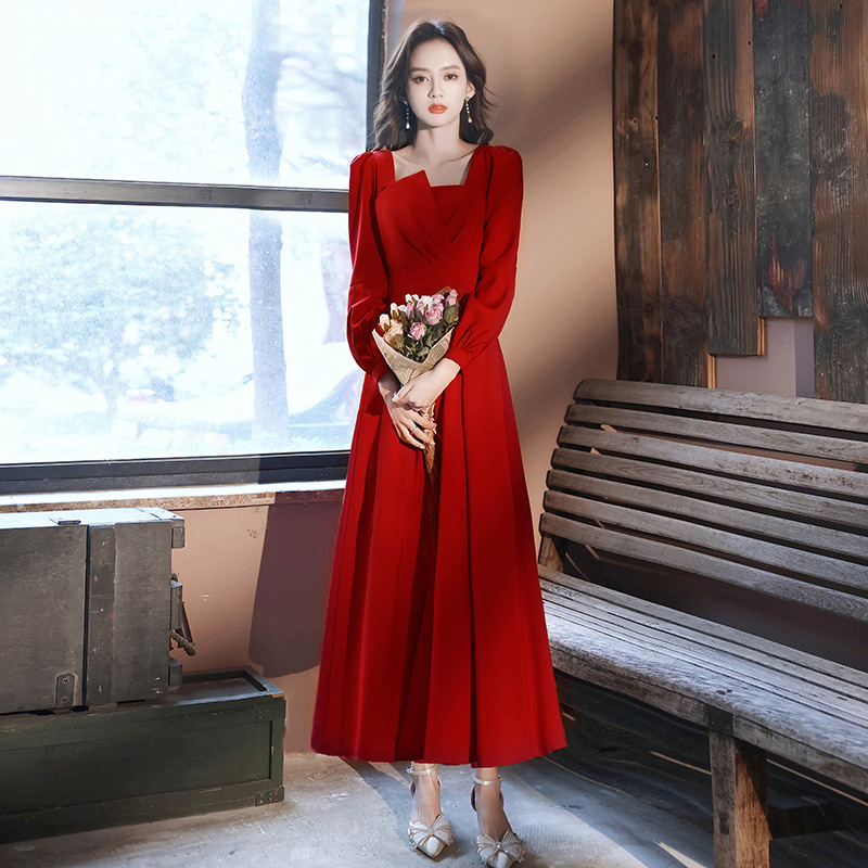 Vestido de novia para brindis 2026, nuevo vestido rojo de manga larga de verano, largo medio, para compromiso, regreso a casa, boda, o noche de gala.