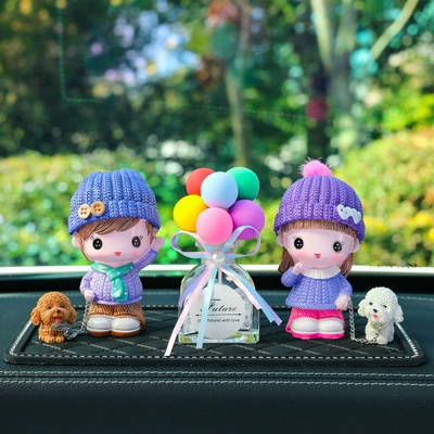 Car Ornaments, Cute Dog Walking Dolls, Family Portraits, Car White Balloon Ornaments, Car Decorations (Car ornaments) - scarf-couple-color-balloon-big-diamond-pad