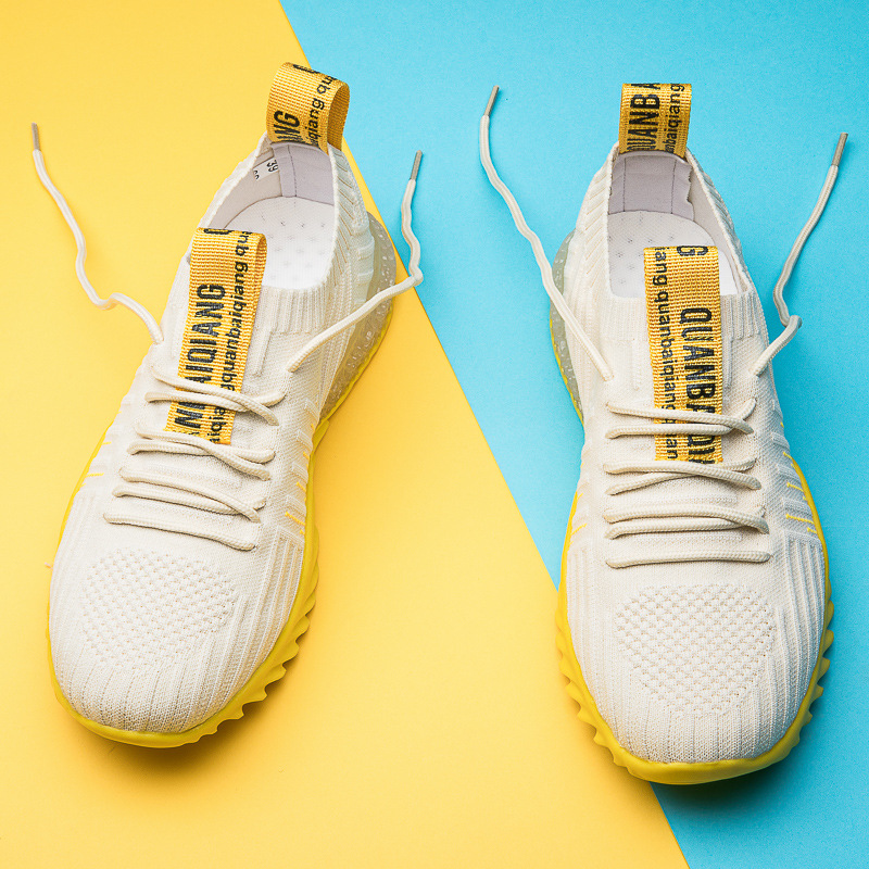Internet Celebrity zapatilla de deporte de las mujeres 2020 nuevo verano malla transpirable volando tejido Coco zapatos de las mujeres nuevos zapatos casuales de las mujeres de la moda
