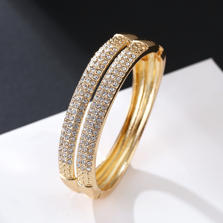 Simple European And American Bracelet Light Luxury Style Double-layer Diamond-studded Bracelet display picture 3
