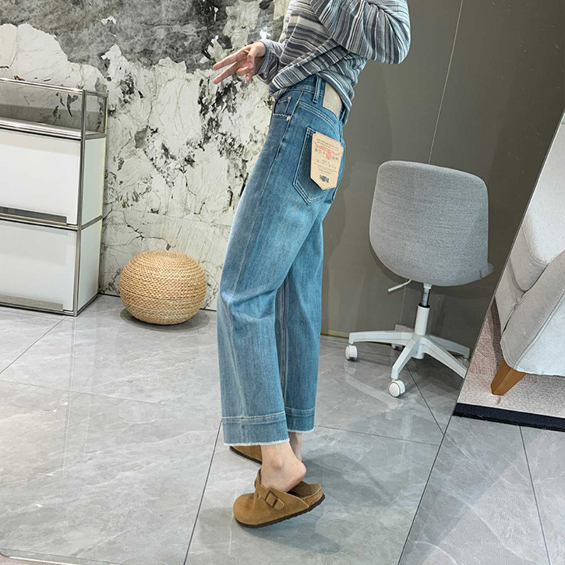 Jeans azules para mujeres de otoño nuevo tamaño grande pantalones elásticos de nueve puntos de moda pantalones rectos sueltos pequeños para cubrir la carne