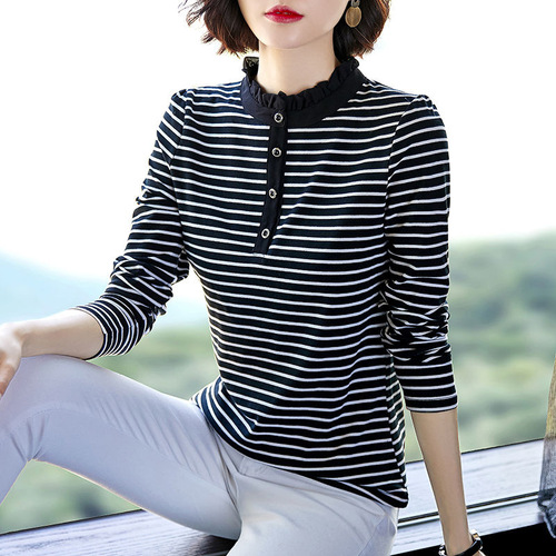 Classic Striped Long-Sleeve Women's T-Shirt for Spring and Autumn, Slimming Plus-Size Outerwear T-Shirt for Ladies' Underwear
