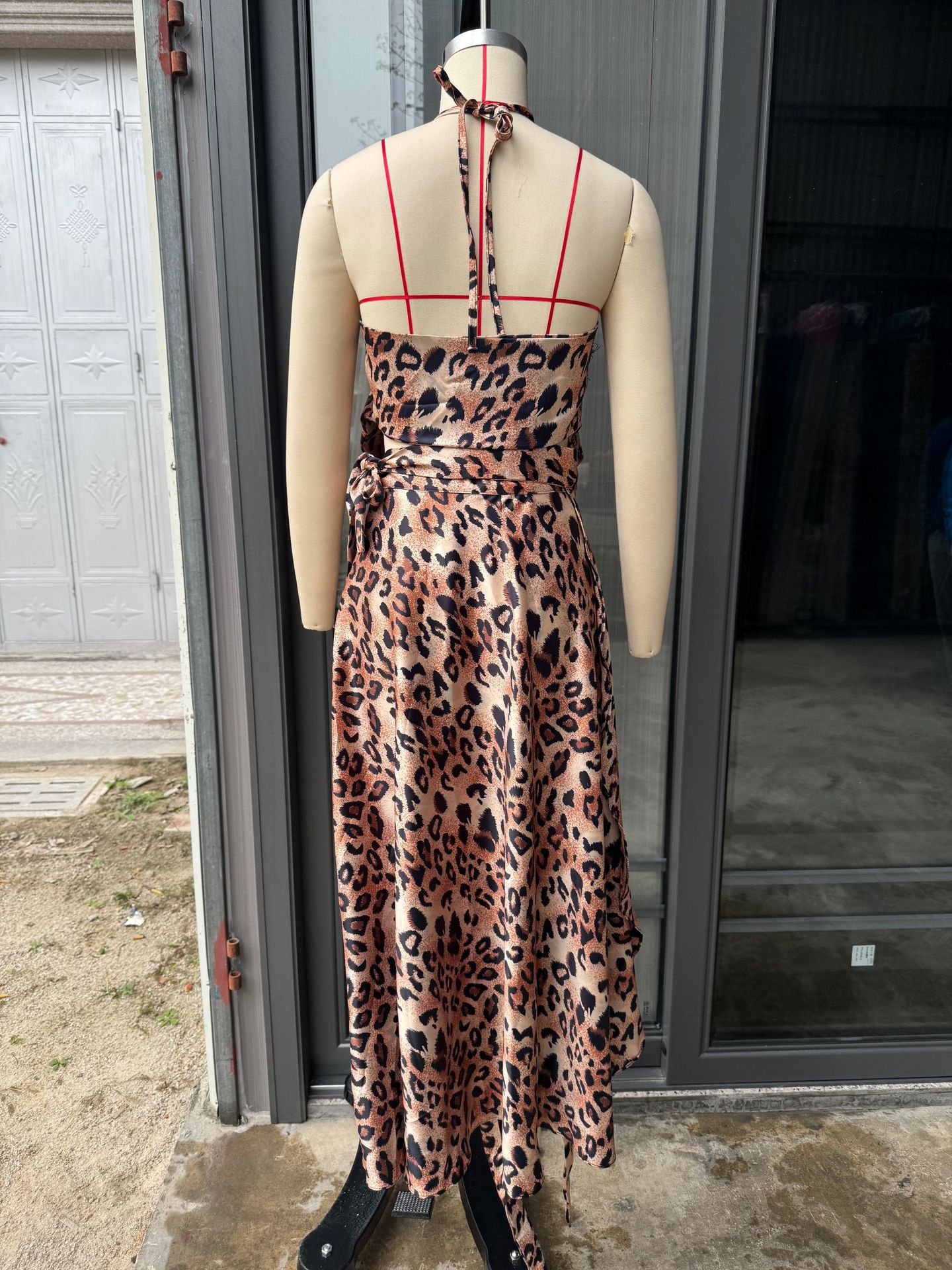 Strapless Slim Fit Shorts Set For Summer Seaside Vacation_voghion.com