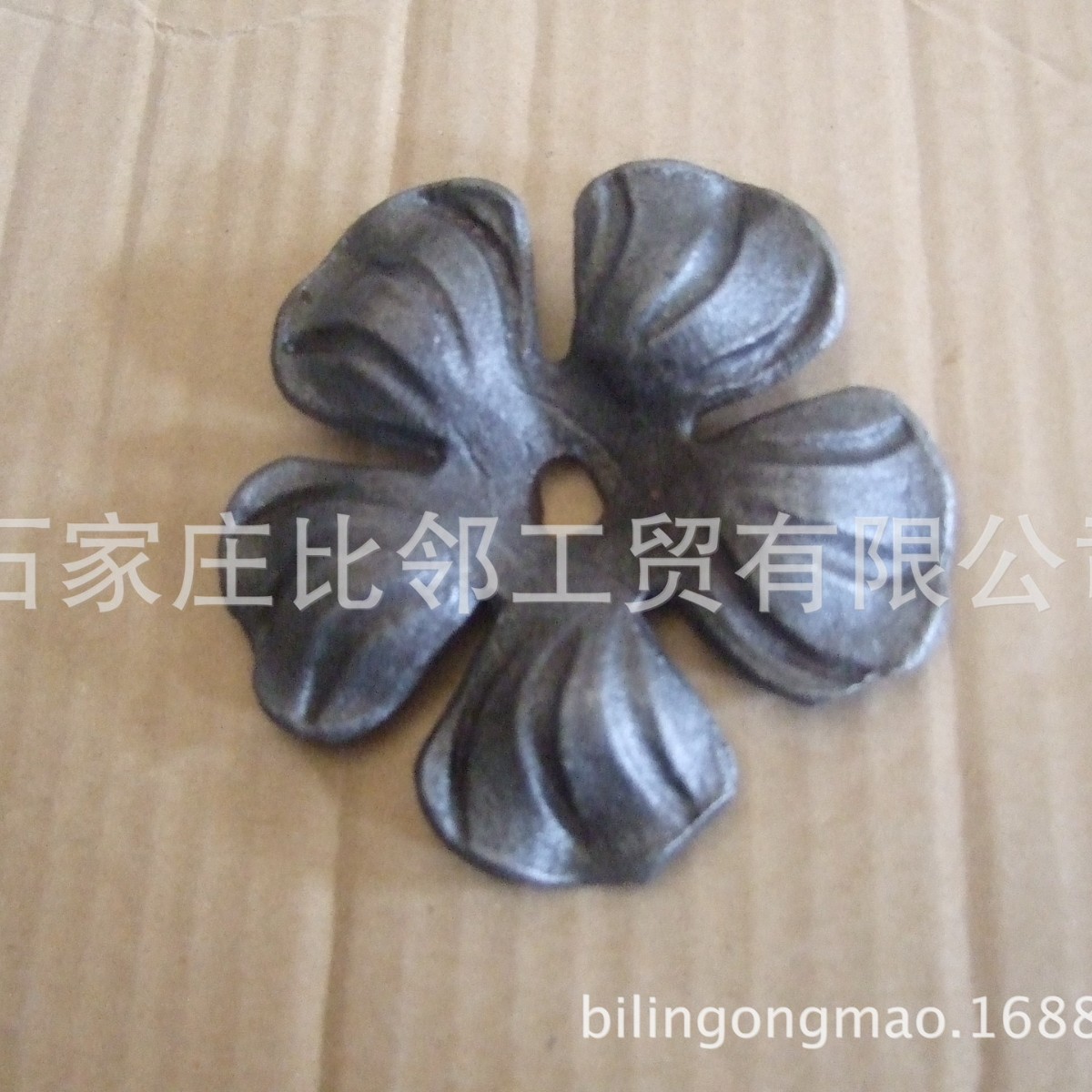 大门栏杆围栏扶手配件供应铁艺花 铁花 冲压花 装饰配件 铁皮花叶