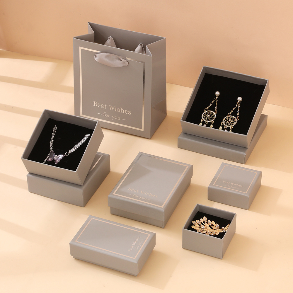 Caja de joyería púrpura lavanda bendición pulsera brazalete caja de embalaje de joyería collar anillo caja de regalo