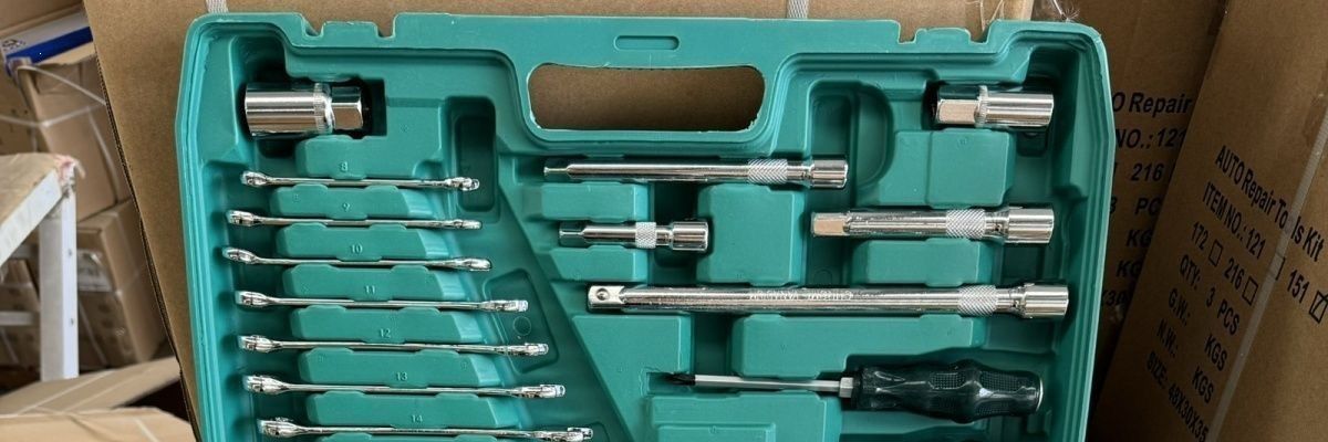 121-Piece Auto Repair Tool Set, Car Maintenance Repair Kit, Socket Set, Wrench Combination, Car Repair Wholesale