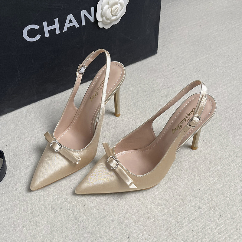 Autumn high heels