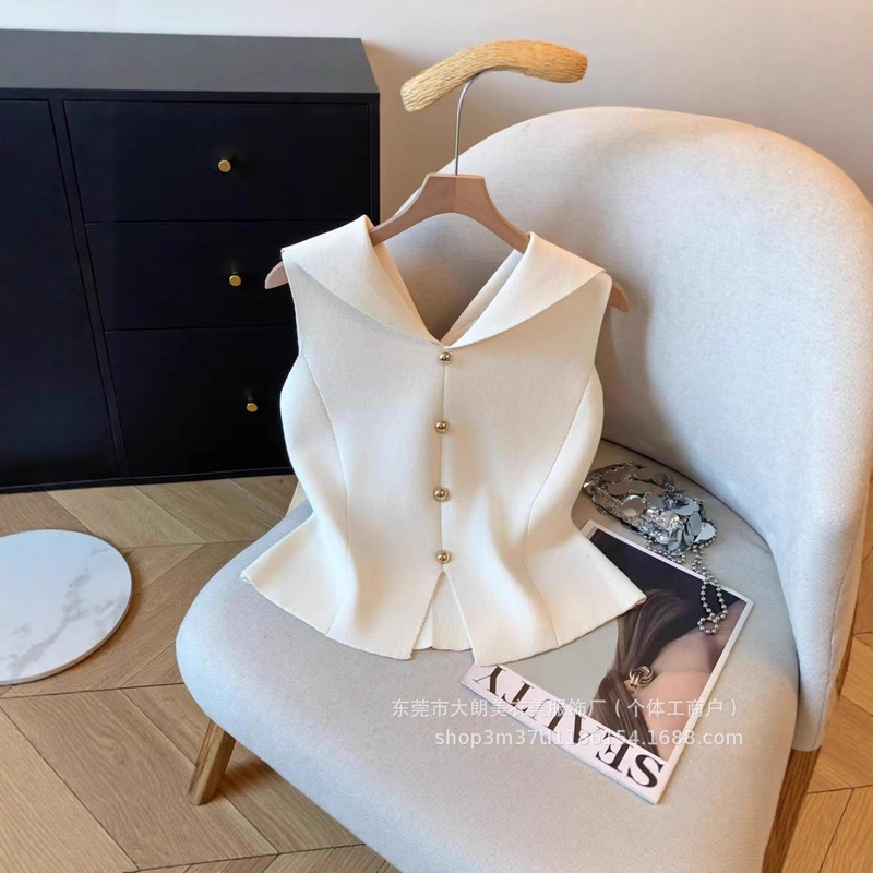 2025 New Style French Navy Collar Sleeveless Vest Vest for Women Summer High-End Stereo Flower Style Slimming Look Top