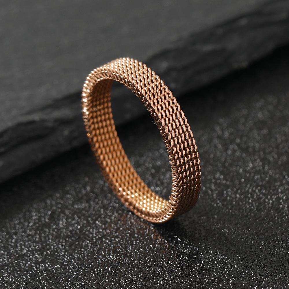 Directo de fábrica 4mm malla deformable anillo de moda todo fósforo diseño de acero de titanio anillo de acero inoxidable joyería image 4