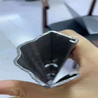 高精度 设计生产 高强 高锌层 耐腐 出口品质  果园立柱  葡萄桩