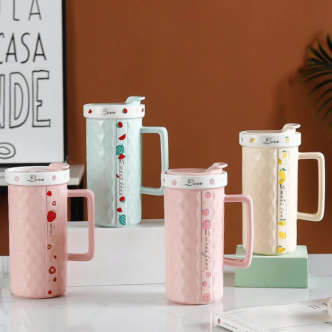 Creativo fresco vacío de gran capacidad taza cerámica personalizada agua japonés verano fruta serie con tapa