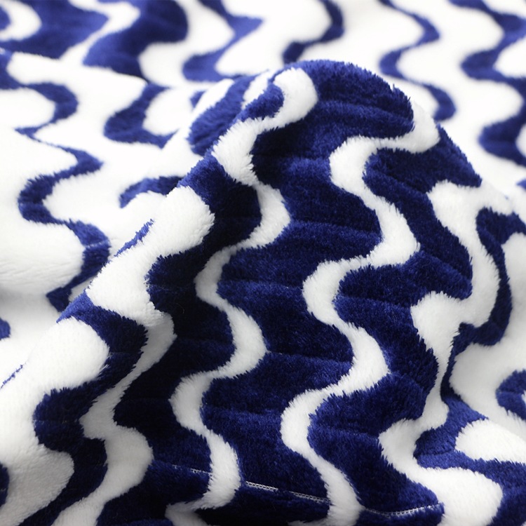 阳离子S波浪纹法兰绒面料涤纶阳离子抽条提花双面法莱绒法兰绒布