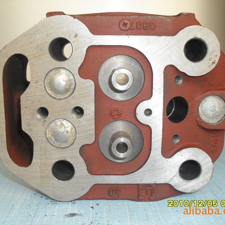 柴油机配件 农机配件 汽缸盖(Cylinder head)