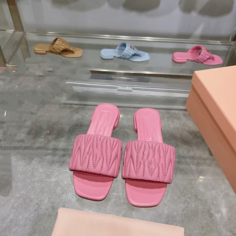 高品质菱格衔缝小羊皮方头露趾低跟平底夏季外穿一字拖凉鞋女2025|undefined