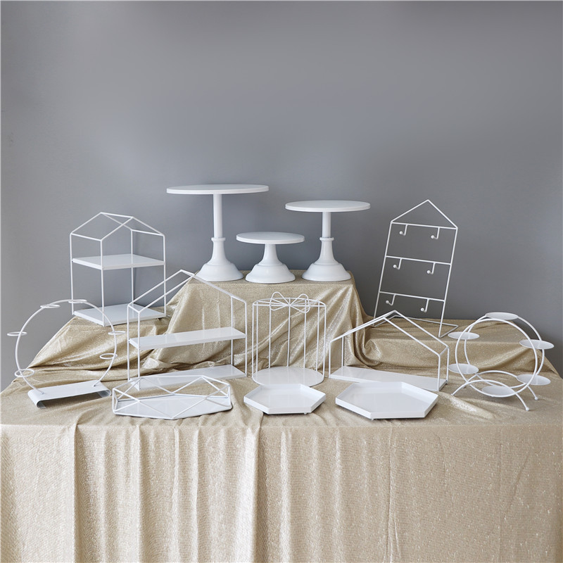 Decoración de hierro forjado blanco estante de exhibición bandeja de pastel estilo europeo estante de té de la tarde estante de refrigeración de comida fría estante de almacenamiento