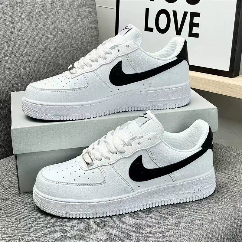 Кеды низкие (Nike Air Force 1) — флуоресцентная деталь, размеры 36–44, лёгкие 0,23 кг