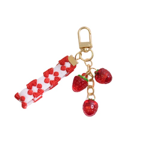 Summer new strawberry keychain ins small fresh simulation apple fruit earphone cover mobile phone case accessories pendant