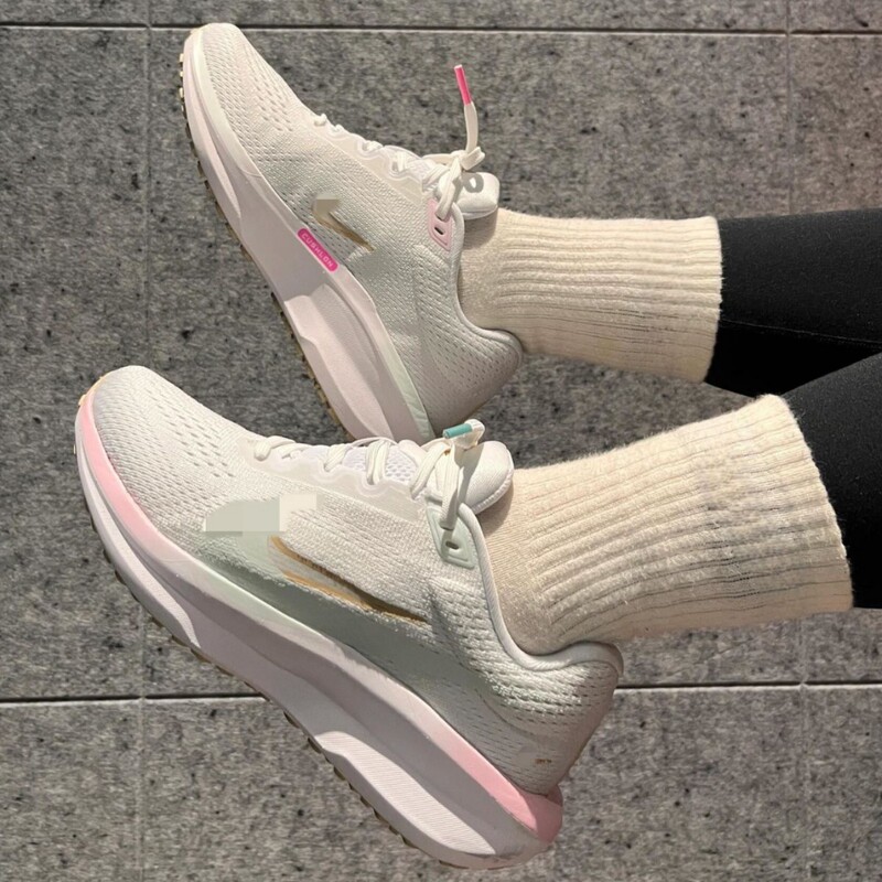 Cross-Border New Model Moon Landing Winflo11 Pegasus Running Shoes V11 Men's and Women's Mesh Breathable Training Casual Sports Shoes Cross-Border New Model Moon Landing Winflo11 Pegasus Running Shoes V11 Men's and Women's Mesh Breathable Training Casual Sports Shoes