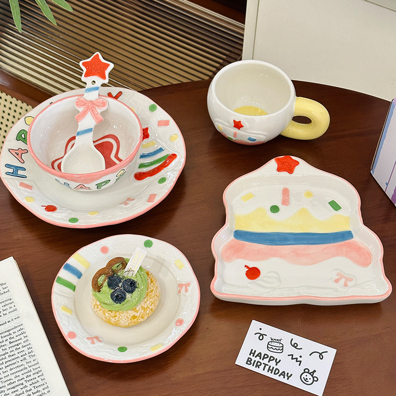 Creative Ceramic Bowl Plate Spoon suit Underglaze Color Christmas Hand-painted Home Diet Diet Girl's Heart Dessert Bowl
