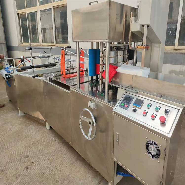 1干湿两用一次性便携毛巾浴巾折叠机设备单独包装酒店机器进纸