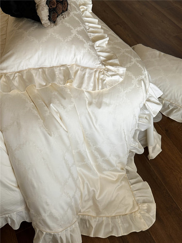 50 long-staple cotton light luxury high-end satin four-piece set 100% cotton jacquard ruffled temperament solid color girly style bedding
