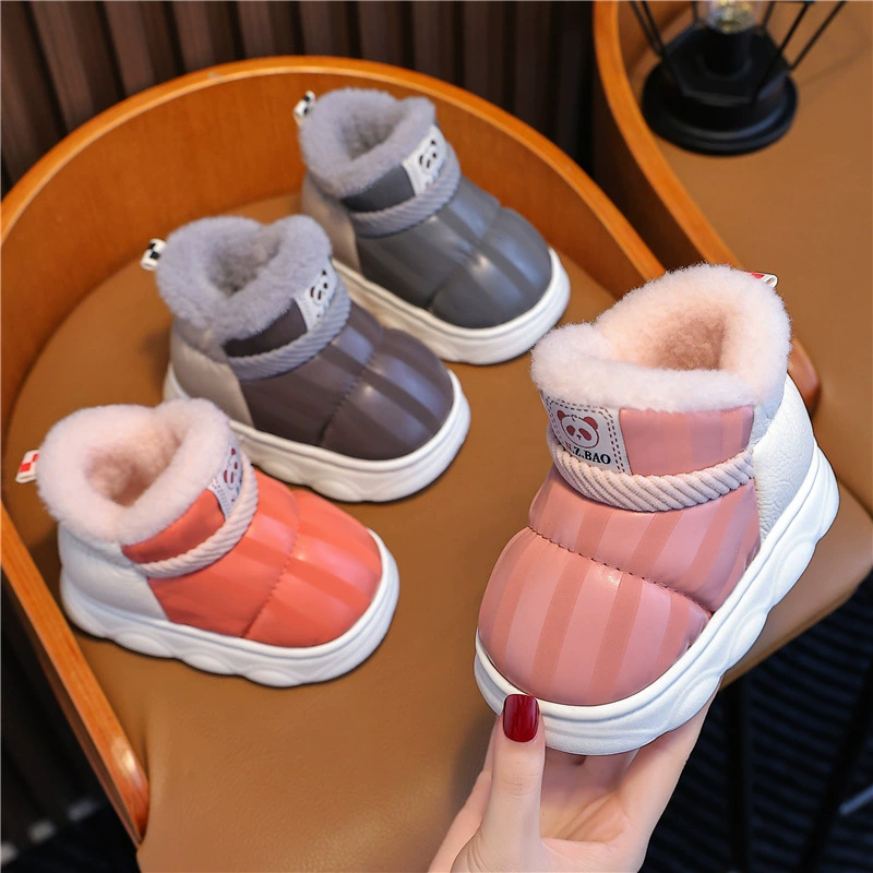 Детская хлопчатобумажная обувь зимой с бархатным толстым дном водонепроницаемый нескользящий мальчик снежные сапоги носят детские дома