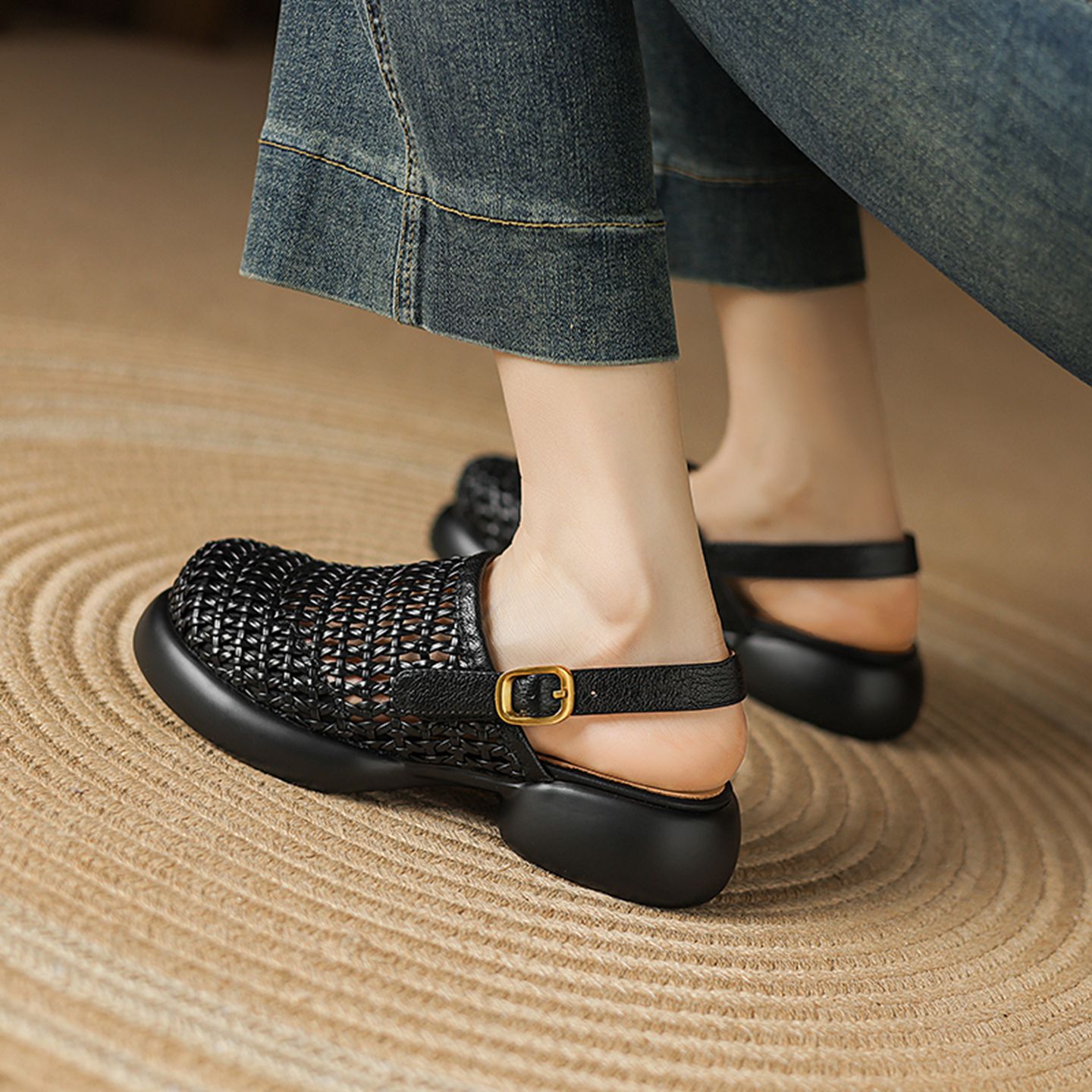 Sandal cao gót nữ đế dày gót vuông mũi hở phong cách La Mã — đen