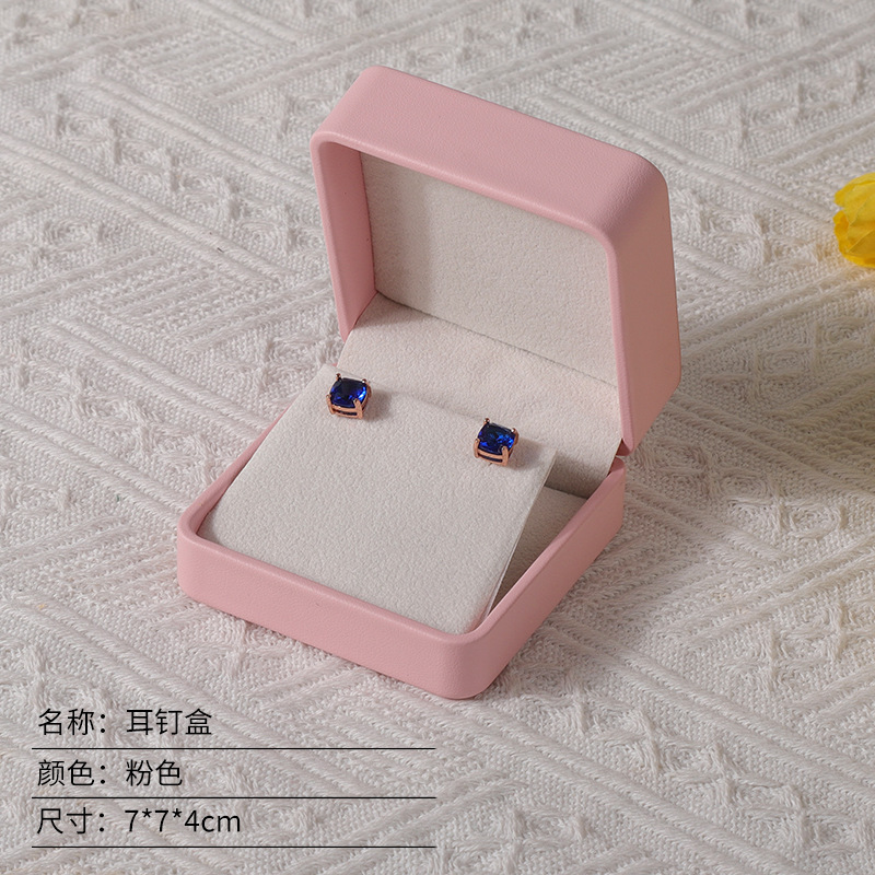 Caja de joyería rosa de alta calidad de cuero pu caja de embalaje de marca de joyería logotipo colgante pulsera collar caja de anillo
