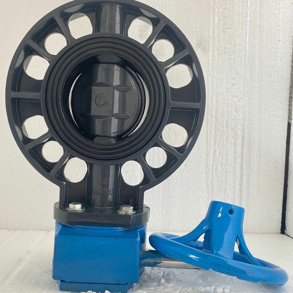 供应UPVC涡轮普通蝶阀 4寸 用于水产养殖