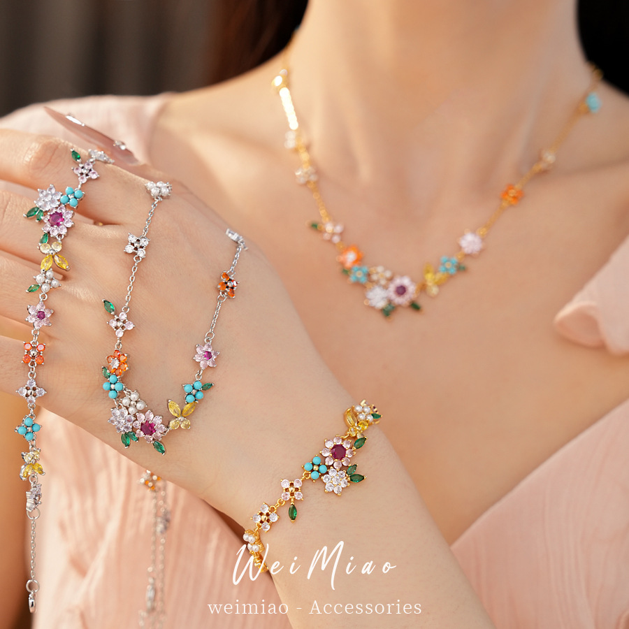 18 quilates de oro verdadero, collar de mariposa de flores de piedra, lujo ligero, nicho, cadena de clavícula, conjunto de joyas de temperamento exquisito
