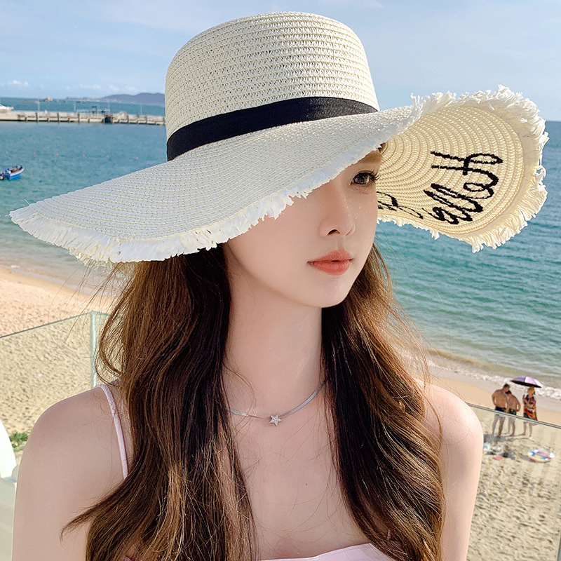 Suvine tikitud päikesekaitsega õlgmüts naiste moe ja lihtsuse jaoks, kirjaga vibuga lindiga päikesekaitsemüts, armas päikesemüts_voghion.com