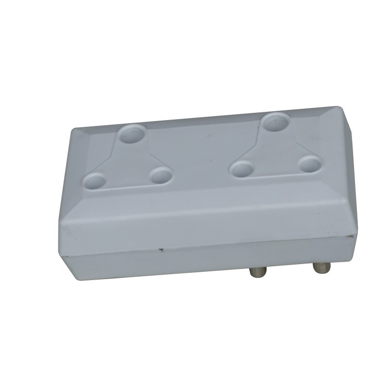 跨境亚马逊速卖通大南非大印度转换器插线板象牙白魔方转换插座