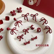 新款安可拉红秋冬高级感蝴蝶结耳钉女银针复古气质简约耳环批发