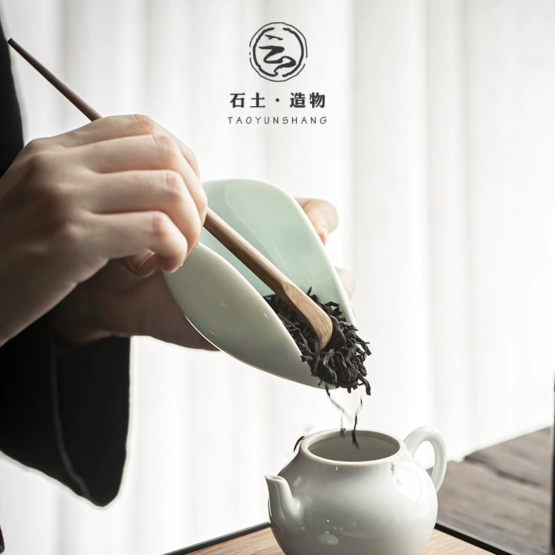 Сладкий чай Yingqing Lotus Ceramic Домашняя водяная крыло чайная ложка чайное подразделение креативная кунг-фу чайная церемония аксессуары