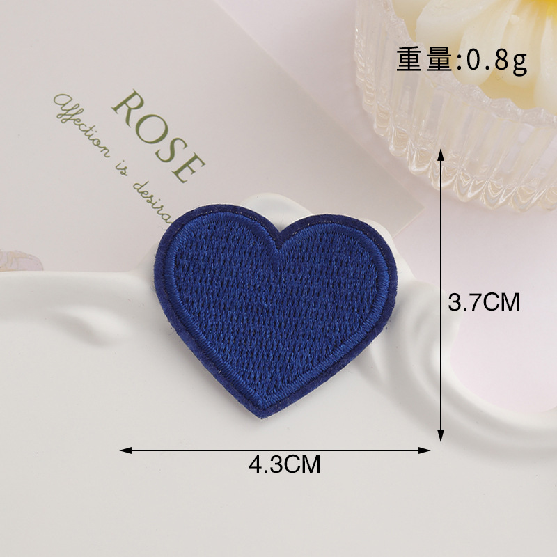 漫画の愛の刺繍布ステッカー靴と衣類のパッチステッカー装飾修理刺繍パッチハート型自己粘着織ラベル布ステッカー|undefined