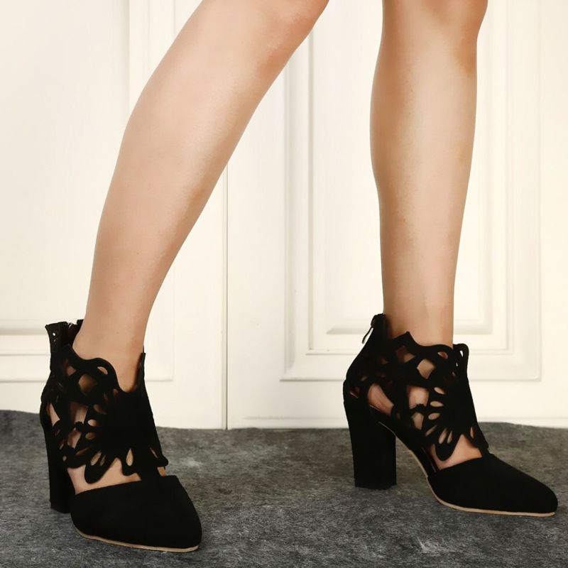 Sandalias bajas para mujer verano 2020 Nuevas sandalias esmeriladas de Punta hueca de cuero suave para mujer botas de mujer de tacón grueso sandalias romanas para mujer
