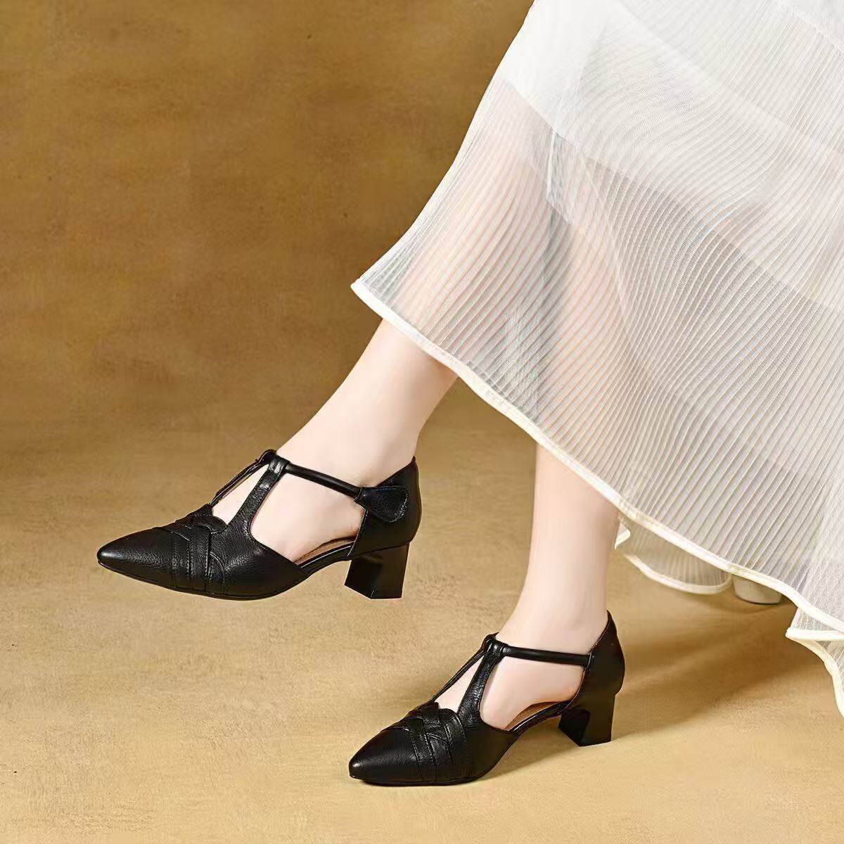 Sandal nữ da thật mũi nhọn gót vuông ổn định, đế mềm thoáng khí — màu be