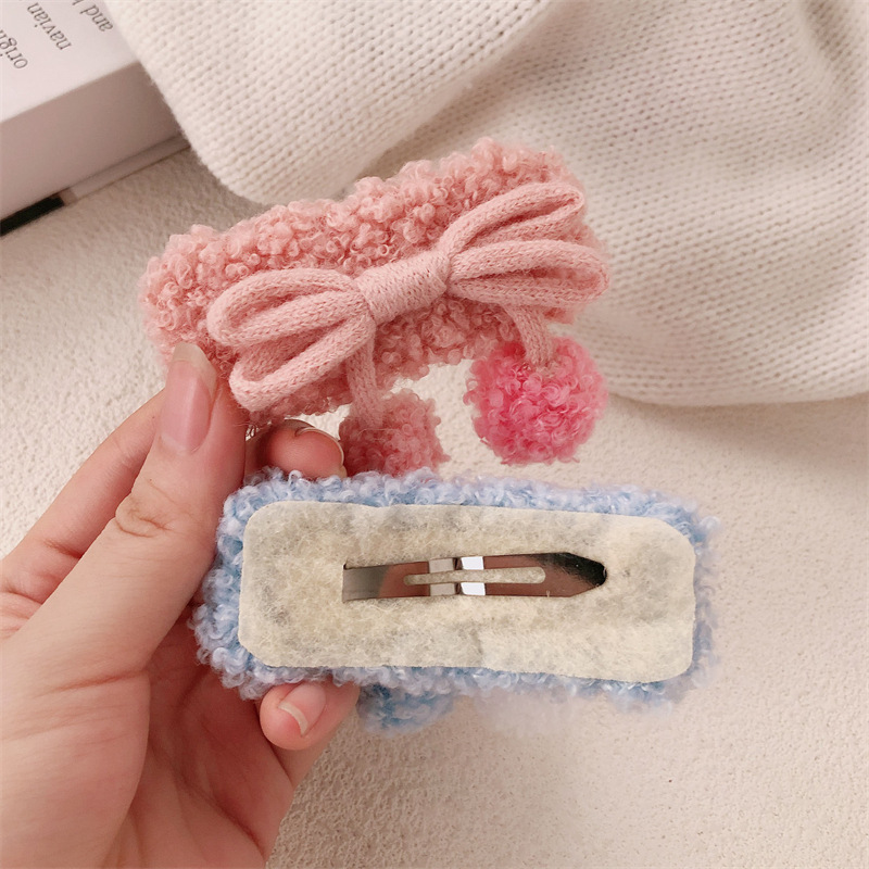 Diario de color ~ otoño y invierno arco pelusa pinzas de cabello para mujeres adorables lateral frises pinzas de cabello BB bola de cabello