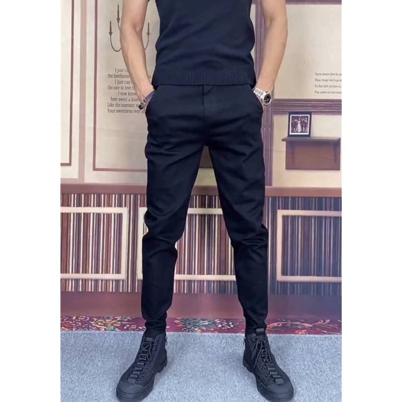 2024 Hommes Nouvelle Mode Jeans Noirs Tendance Polyvalent Haren Internet Celebrity Élastique Minceur Pantalon Décontracté_voghion.com