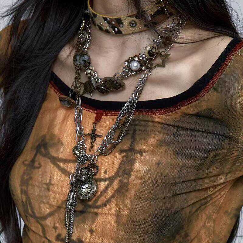 Retro Heavy Industry Punk Old Niche Button Pocket Watch Pendant Necklace Stitching All-match Waist Chain