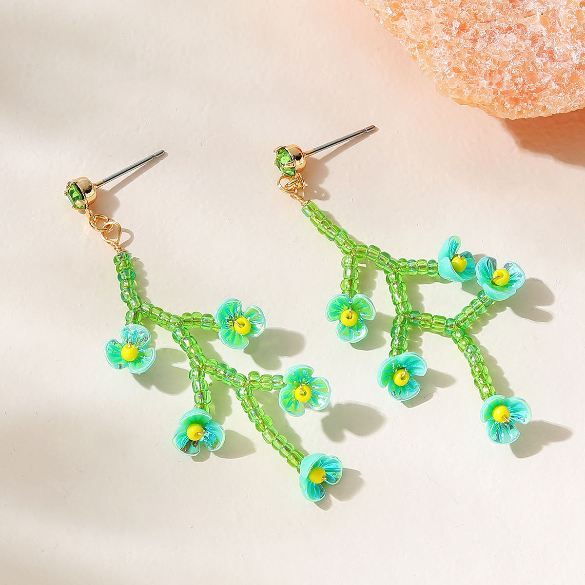 Fashion Jewelry Rice-shaped Beads Stringed  Flower Shaped Earrings display picture 2