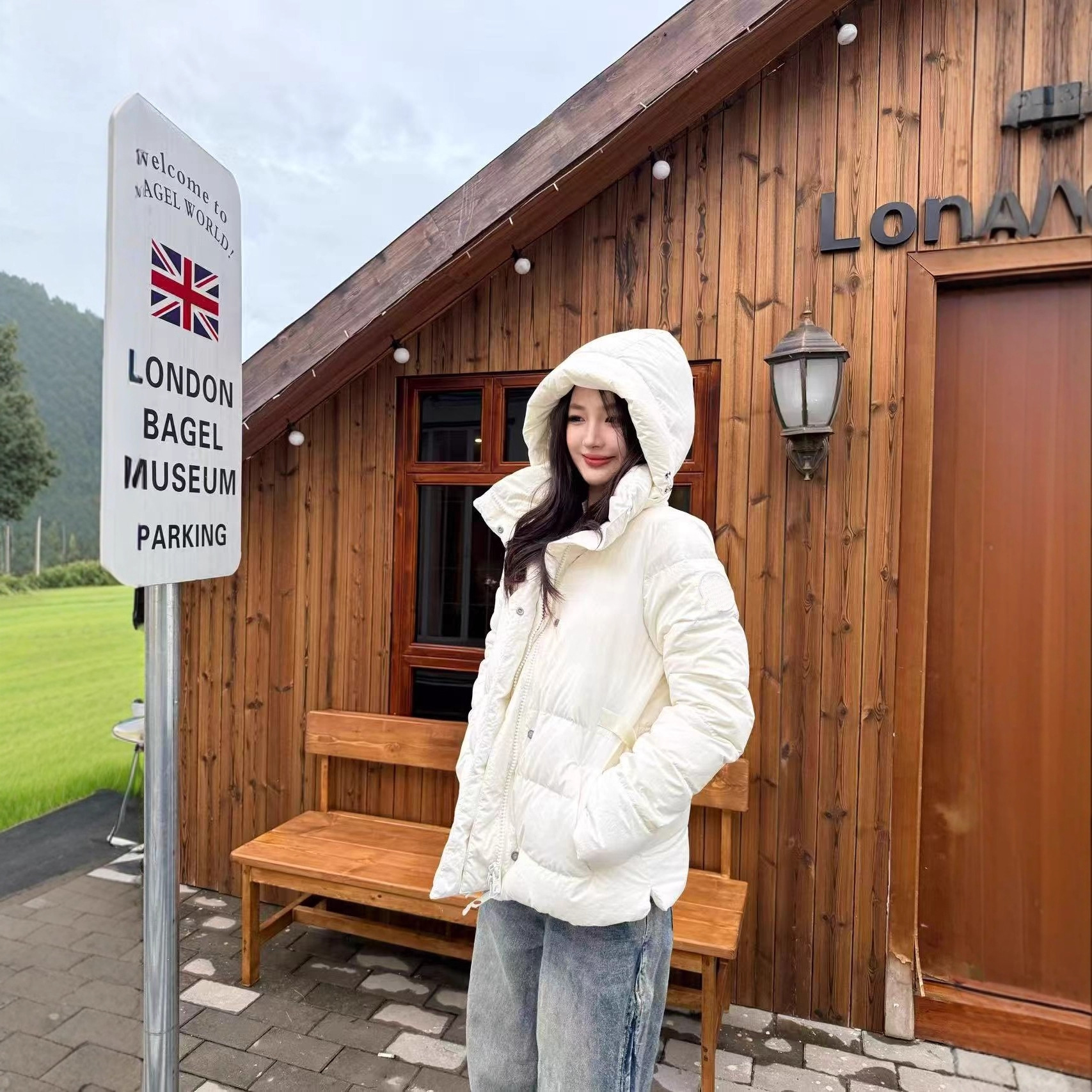 正确版原标现货鹅家25秋冬新款女士饰臂章连帽羽绒服外套潮流百搭